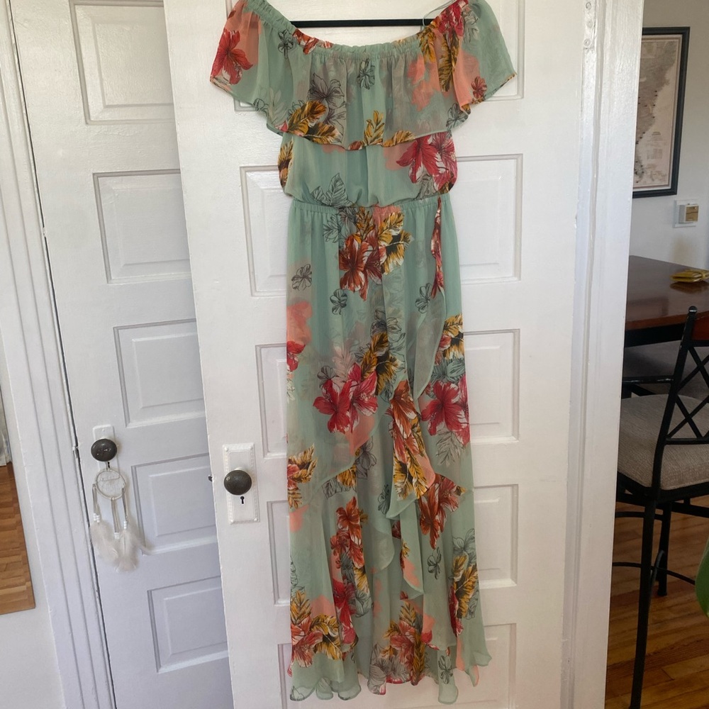 Express size Medium high-low off the shoulder floral dress